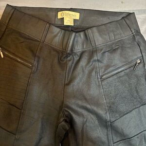 Democracy Ab-Technology Black Skinny Pants Jeans Size 14. Never Worn.